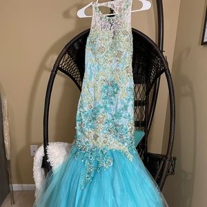 Brand: Rachel Allan. Size: 0. Color: Turquoise